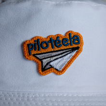 Cargar imagen en el visor de la galería, Bucket Hat Blanco