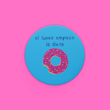 Cargar imagen en el visor de la galería, Sticker El lunes empiezo la dieta