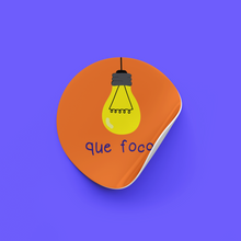 Cargar imagen en el visor de la galería, Sticker Que foco